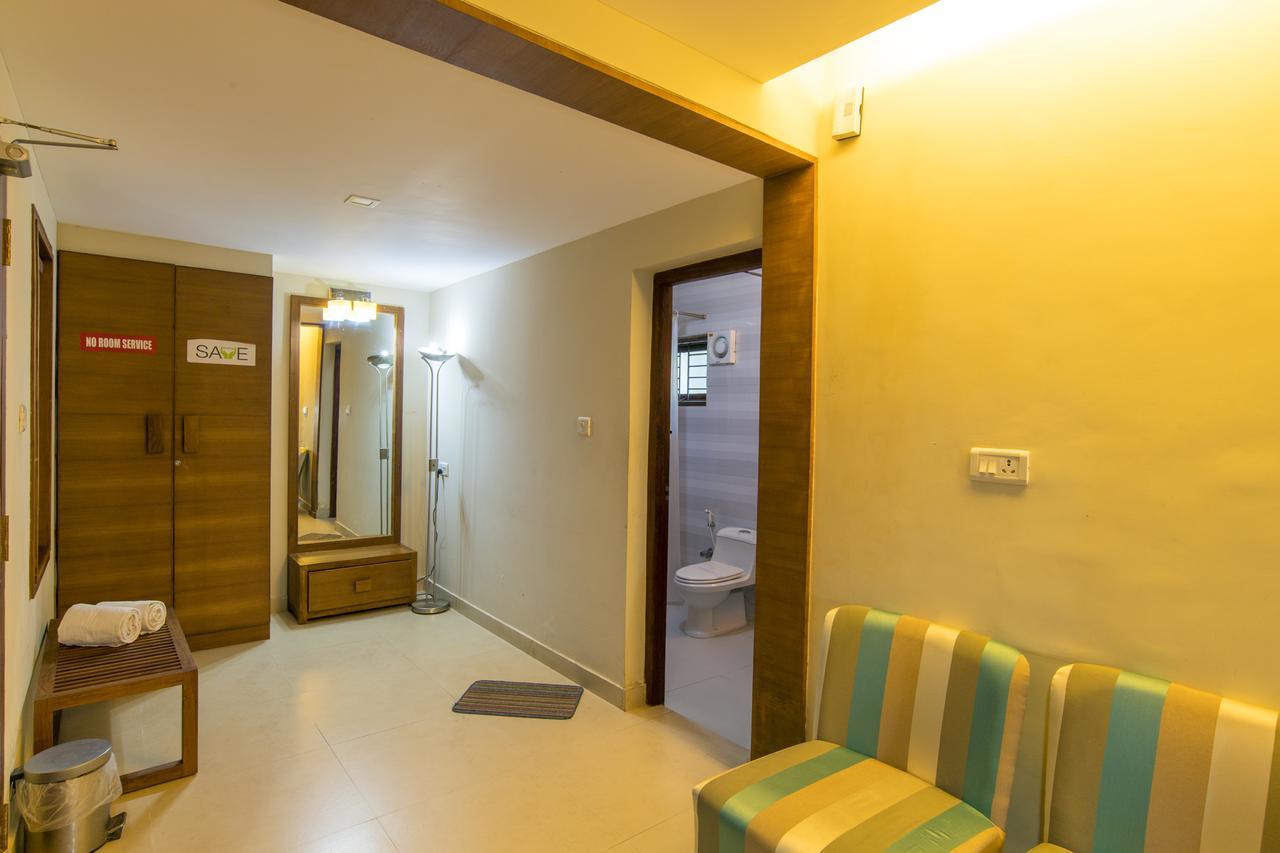 Haritagiri Hotel Kalpetta Exterior photo