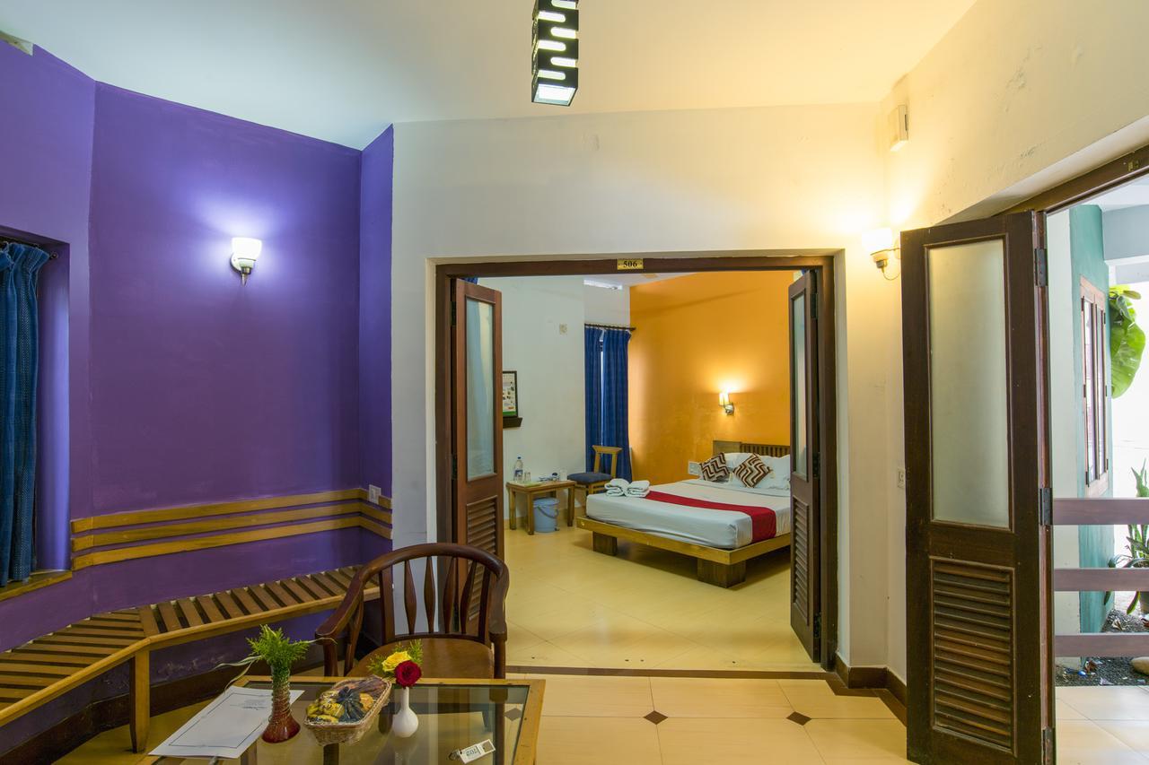 Haritagiri Hotel Kalpetta Exterior photo