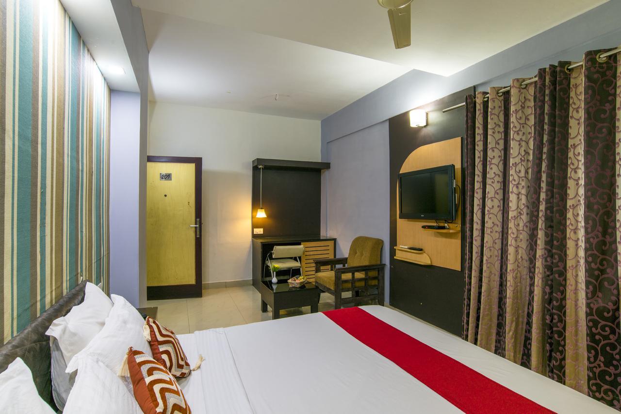 Haritagiri Hotel Kalpetta Exterior photo