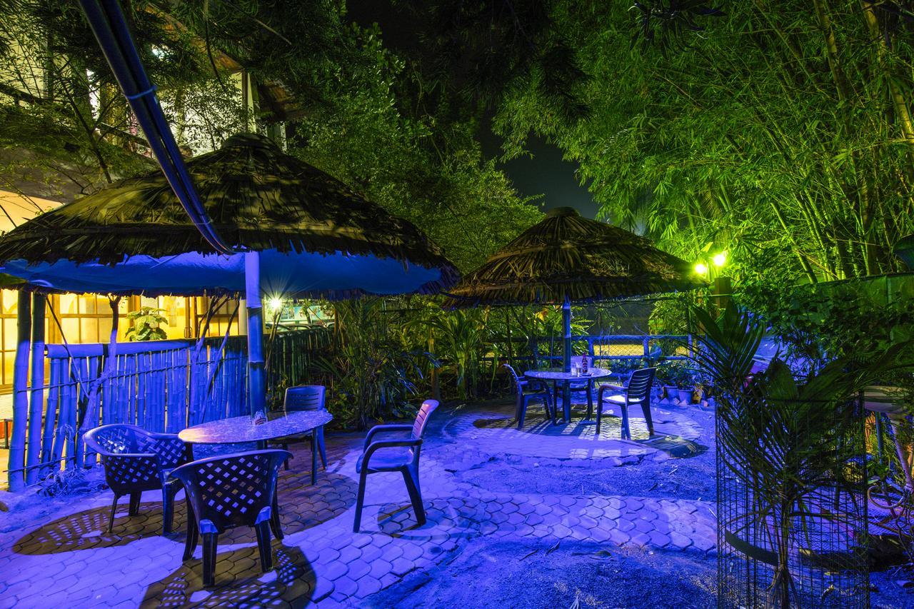 Haritagiri Hotel Kalpetta Exterior photo