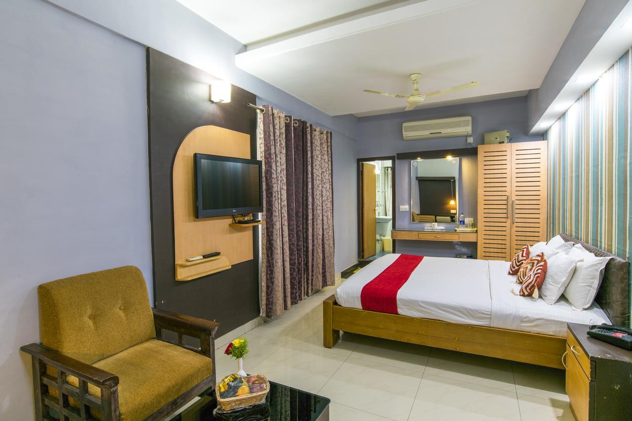 Haritagiri Hotel Kalpetta Exterior photo